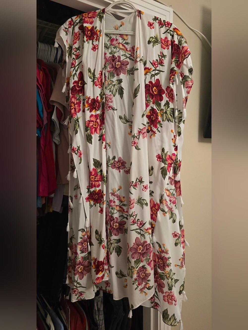 Jack & Missy Terrace Floral Ruana
